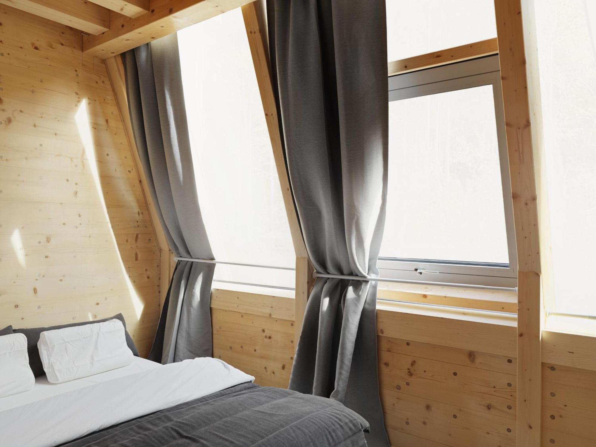 Mondholz - Urban Inn 24-7 Innsbruck Exteriér fotografie