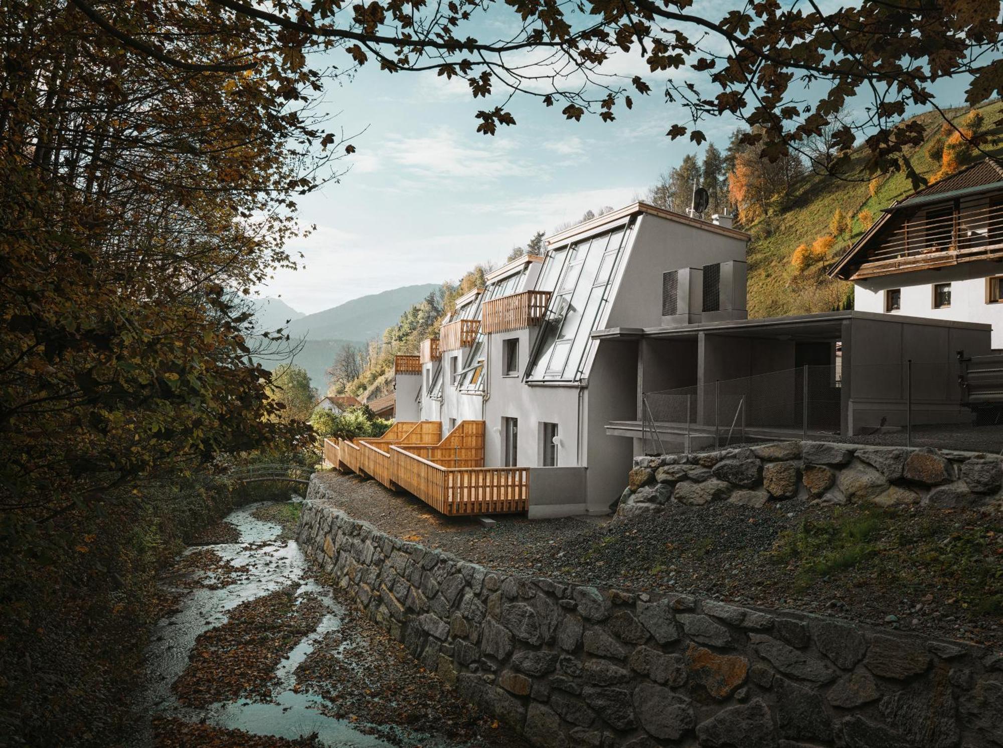 Mondholz - Urban Inn 24-7 Innsbruck Exteriér fotografie